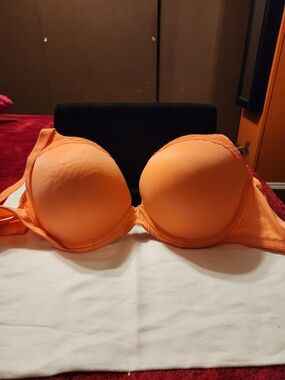 Dreamfit Women's Orange Lace Trim T-Shirt Bra